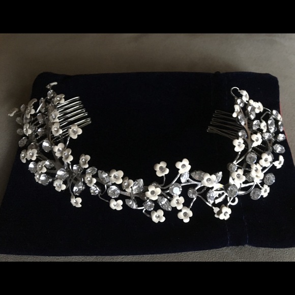 Swarovski headpiece main image 7